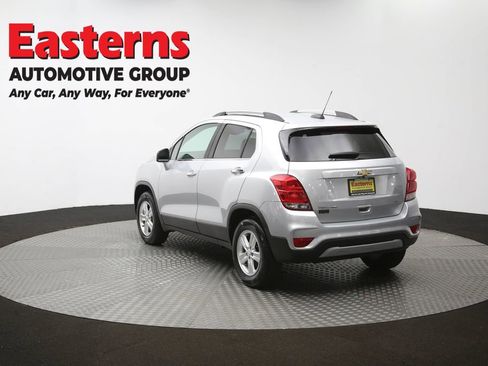 Used 2018 Chevrolet Trax LT w/ LT Convenience Package AWD/4WD image 63
