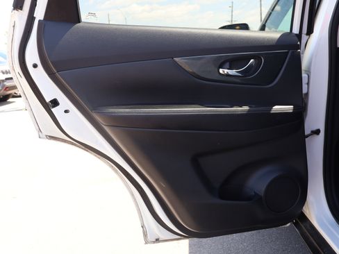 Used 2016 Nissan Rogue SL w/ SL Premium Package AWD/4WD image 19