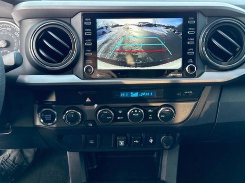 Used 2023 Toyota Tacoma TRD Sport image 23