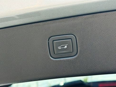 Used 2023 Chevrolet Blazer RS w/ Enhanced Convenience Package FWD image 13