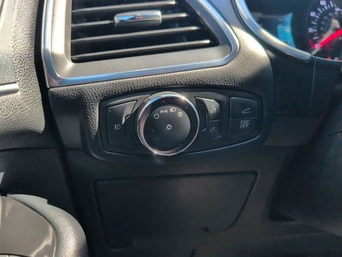 Used 2019 Ford Edge ST w/ Convenience Package image 27