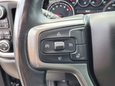 Used 2021 Chevrolet Silverado 1500 LT Trail Boss w/ Convenience Package II AWD/4WD image 13