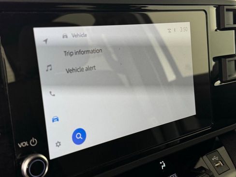 Used 2025 Toyota Tundra SR image 15