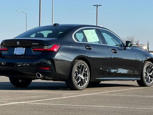 Used 2025 BMW 330i xDrive Sedan image 4