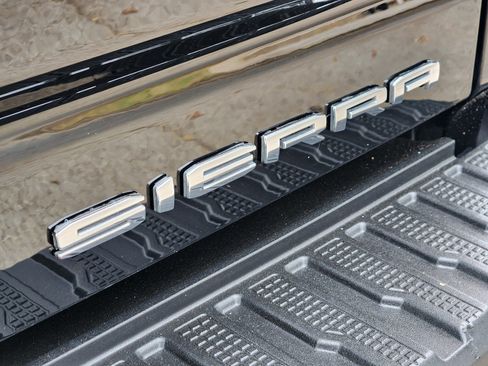 Certified 2024 GMC Sierra 2500 Denali w/ Denali Reserve Package image 29