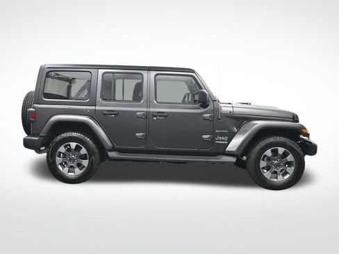 Used 2021 Jeep Wrangler Unlimited Sahara AWD/4WD image 4