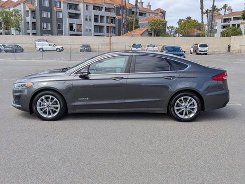 Used 2019 Ford Fusion SEL FWD image 9