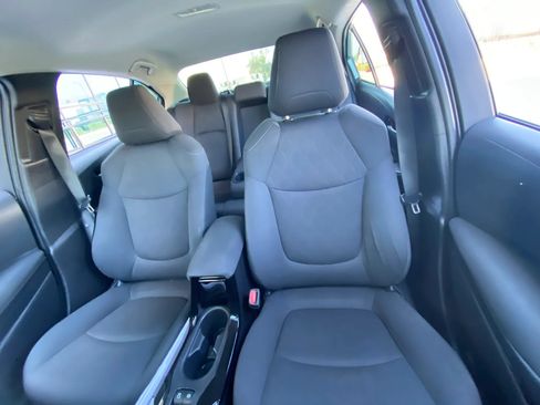 Used 2020 Toyota Corolla LE FWD image 15