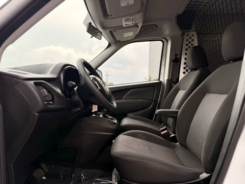 Used 2022 RAM ProMaster City Tradesman image 12