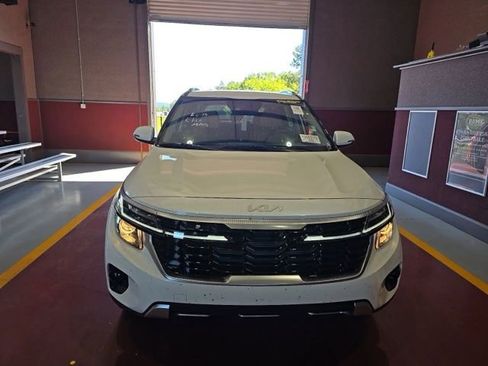 Used 2026 Kia Seltos EX w/ EX Sunroof Package AWD/4WD image 2