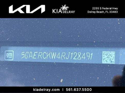 Used 2024 Buick Enclave Premium w/ Experience Buick Package image 5