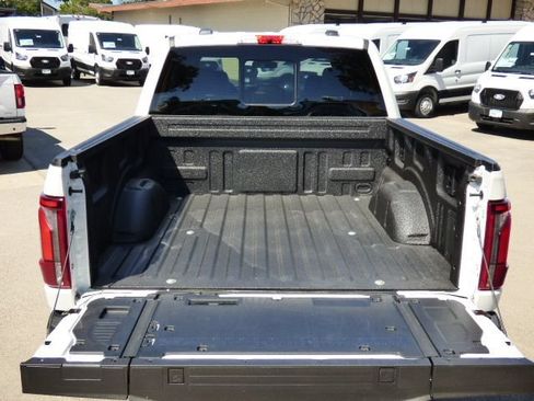 Used 2025 Ford F150 Platinum w/ FX4 Off-Road Package AWD/4WD image 14