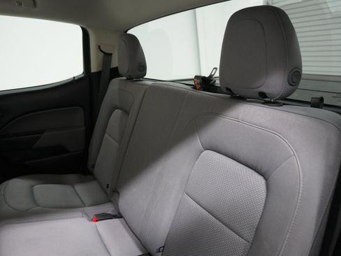 Used 2022 Chevrolet Colorado W/T w/ WT Convenience Package image 12