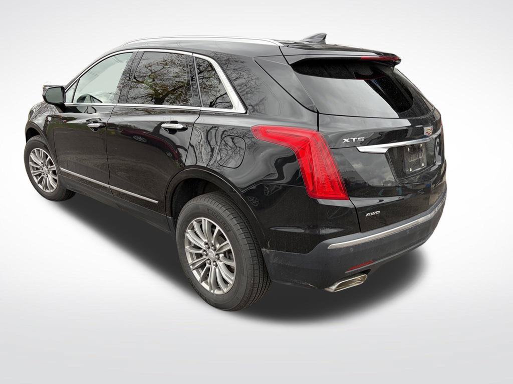 Used 2017 Cadillac XT5 Luxury w/ Driver Awareness Package AWD/4WD image 5