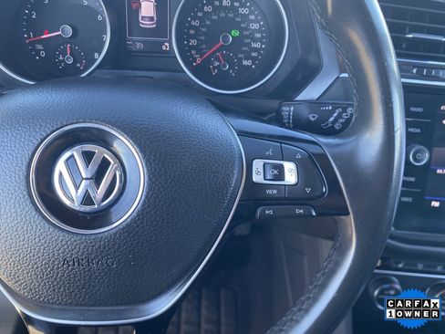 Used 2020 Volkswagen Tiguan SE image 26