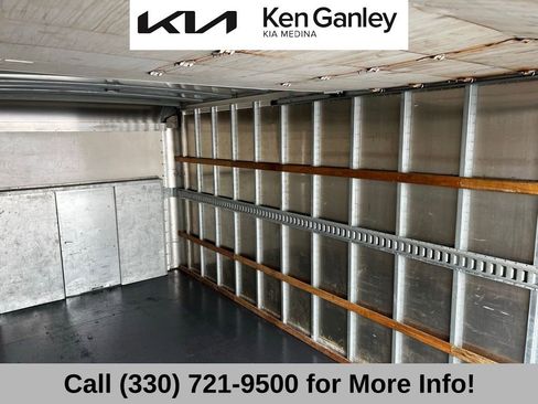 Used 2024 Ford E-450 and Econoline 450 Super Duty w/ Power Windows & Locks Group image 36