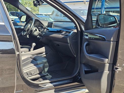 Used 2016 BMW X1 xDrive28i AWD/4WD image 13