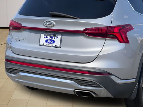 Used 2022 Hyundai Santa Fe SEL w/ Convenience + Premium Package FWD image 43
