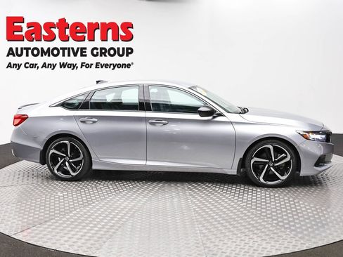 Used 2022 Honda Accord Sport Special Edition image 4