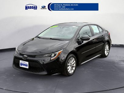 Used 2021 Toyota Corolla LE w/ LE Convenience Package