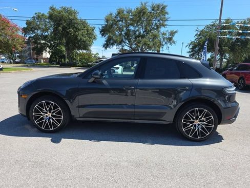 Used 2023 Porsche Macan Turbo AWD/4WD image 7