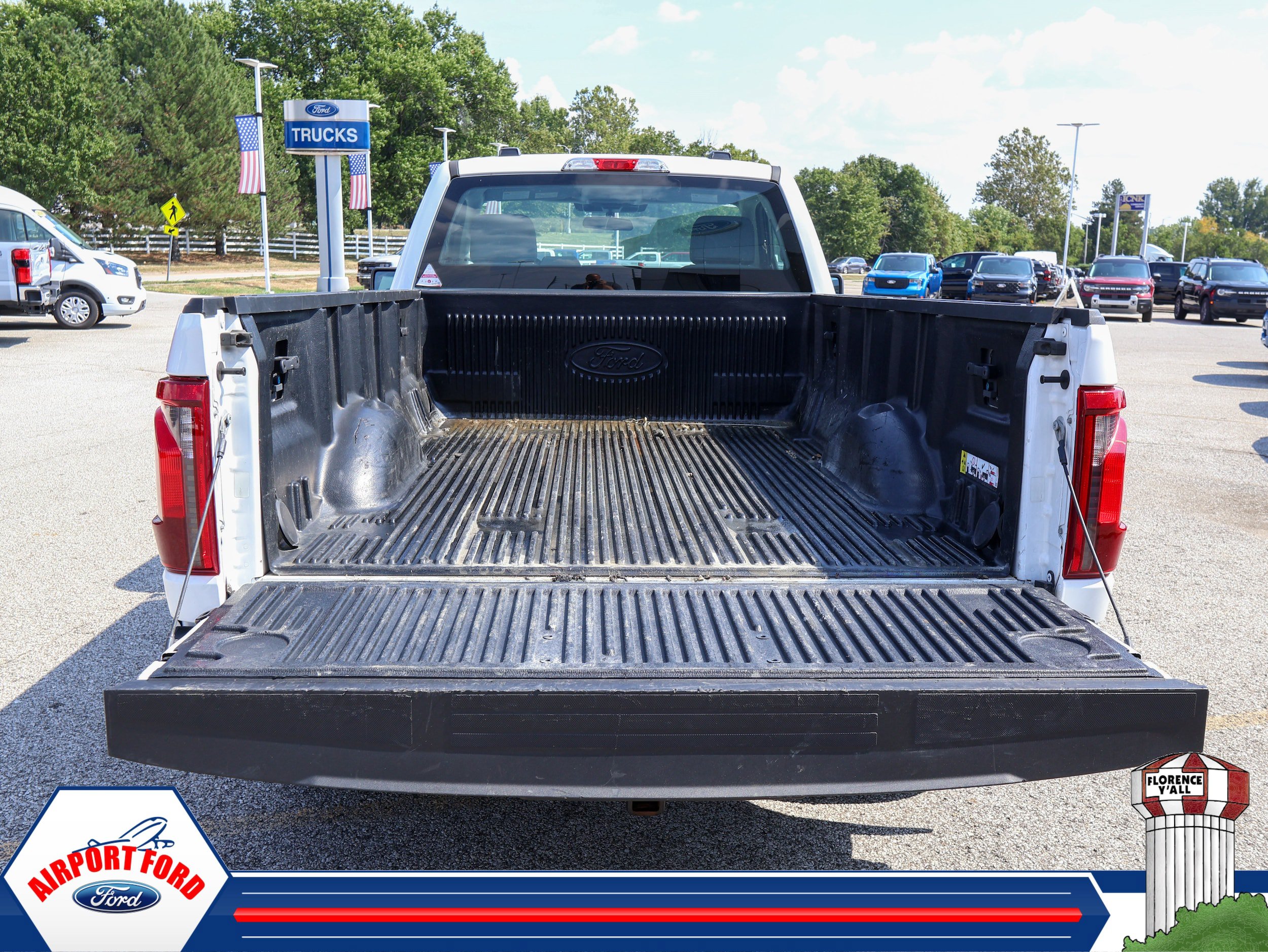 Used 2025 Ford F150 XL RWD image 4
