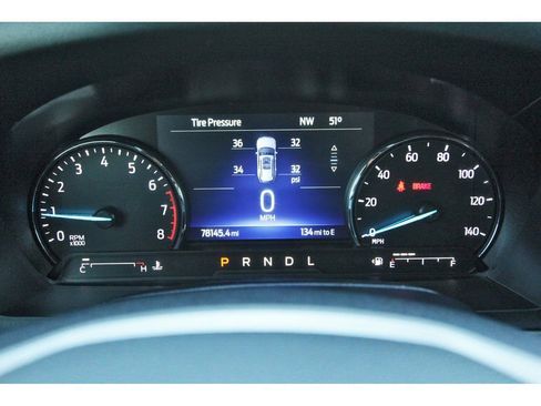 Certified 2022 Ford Explorer XLT w/ Equipment Group 202A image 16