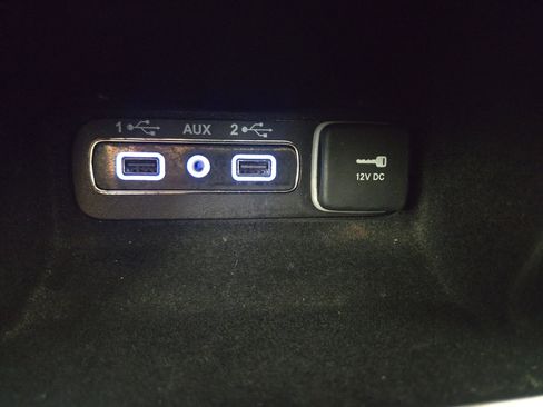 Used 2021 Jeep Grand Cherokee Limited image 30