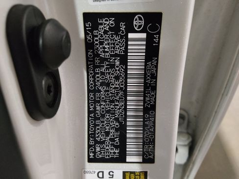 Used 2015 Toyota Prius V Four image 33