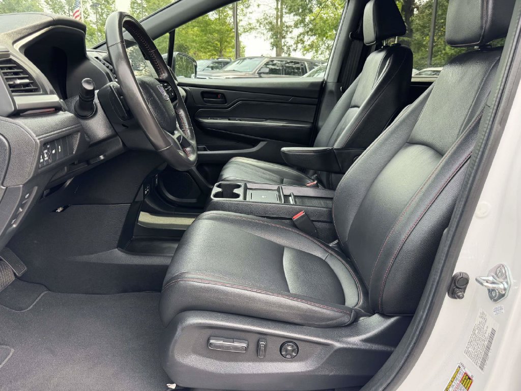 Used 2025 Honda Odyssey Sport-L image 21