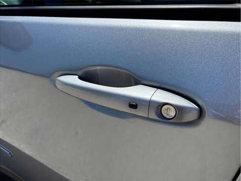 Used 2018 Jeep Compass Latitude w/ Popular Equipment Group image 14