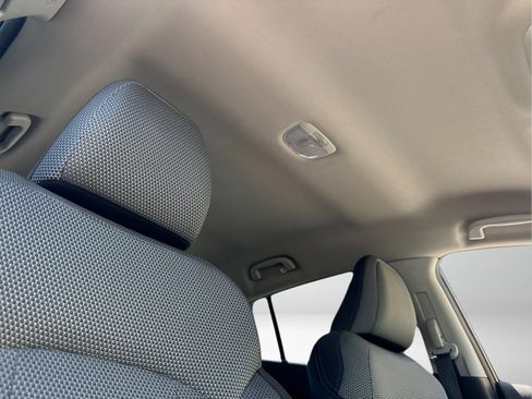 Used 2024 Subaru Crosstrek 2.0i Premium image 15