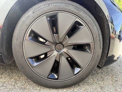 Used 2025 Tesla Model 3 Long Range RWD image 23