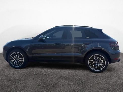 Used 2018 Porsche Macan AWD/4WD image 2