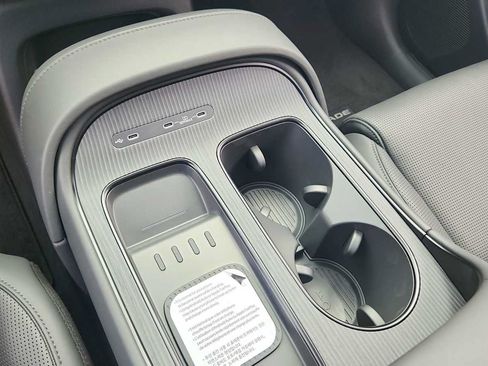 Used 2027 Hyundai Palisade Calligraphy FWD image 14