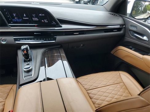 Used 2021 Cadillac Escalade ESV Sport image 15