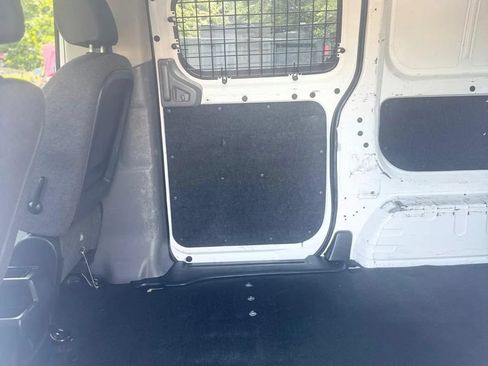 Used 2017 Nissan NV200 S FWD image 21