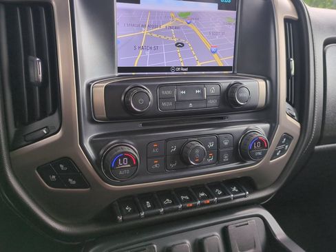 Used 2018 GMC Sierra 1500 Denali w/ Denali Ultimate Package AWD/4WD image 27
