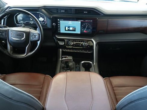 Used 2023 GMC Sierra 1500 Denali Ultimate AWD/4WD image 13