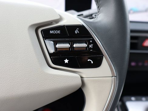 Used 2022 Kia EV6 Wind image 7