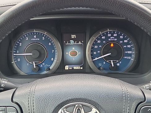 Used 2017 Toyota Sienna XLE w/ XLE Navigation Package image 27