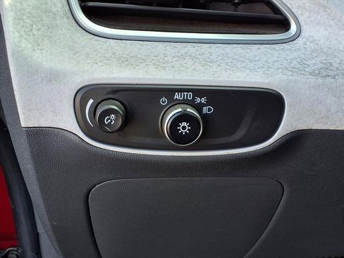 Used 2020 Chevrolet Bolt LT image 13