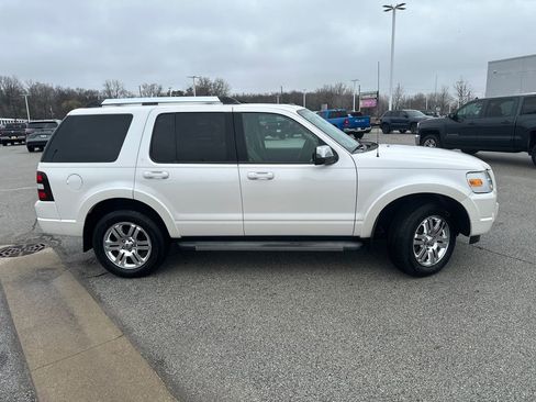 Used 2010 Ford Explorer Limited image 2
