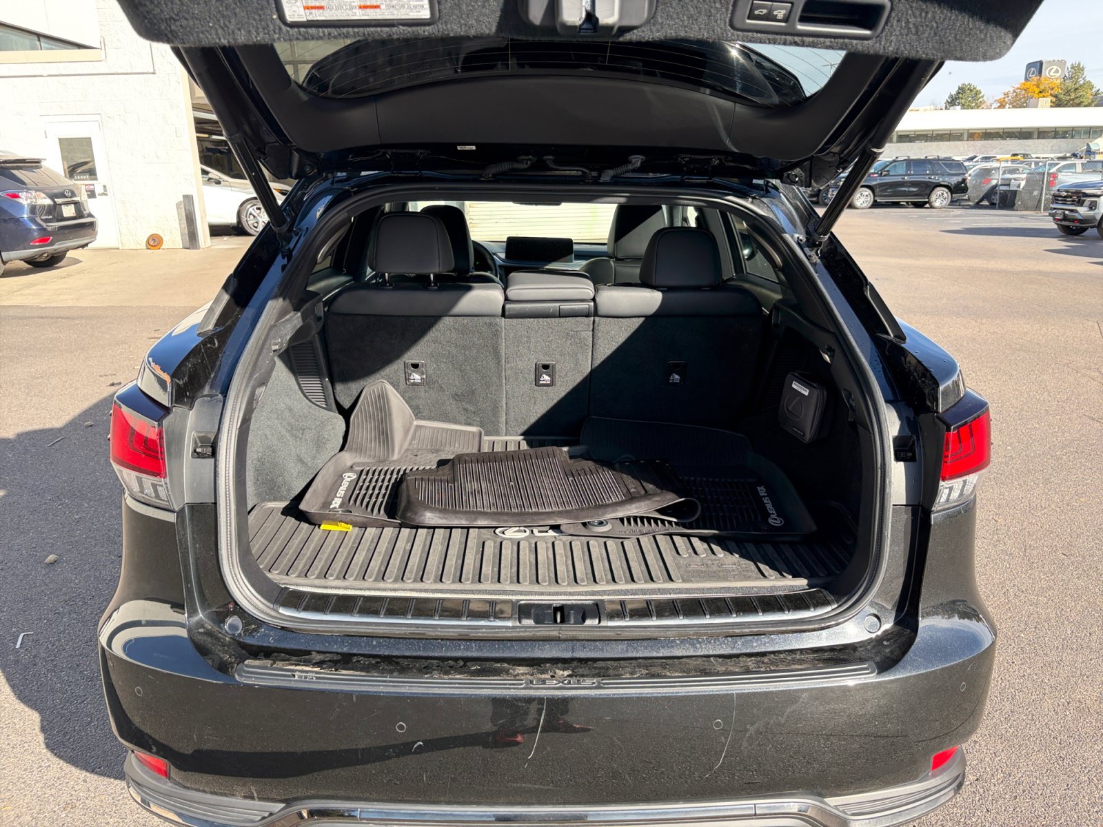 Used 2022 Lexus RX 450h F Sport w/ Accessory Package AWD/4WD image 32
