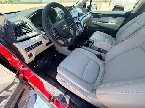 New 2026 Honda Odyssey EX-L image 14