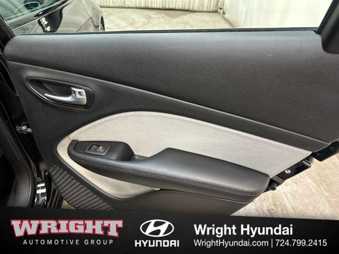 Used 2015 Dodge Dart SXT image 15