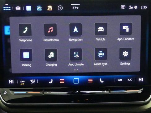 Used 2024 Volkswagen ID.4 Pro image 15