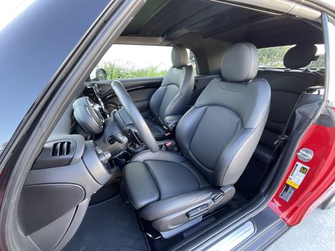 Used 2021 MINI Cooper S image 15