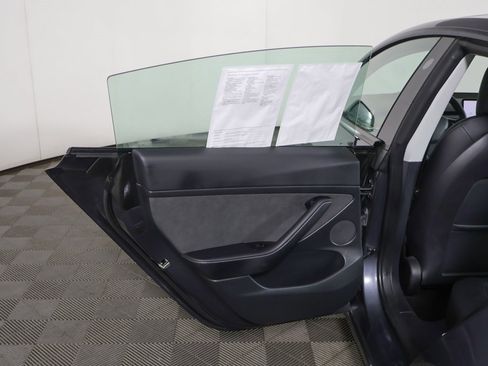 Used 2023 Tesla Model 3 Standard Range image 24