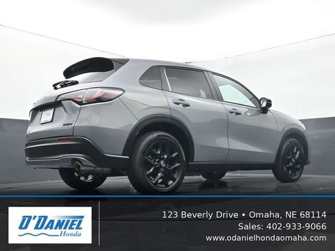 Used 2024 Honda HR-V Sport image 12